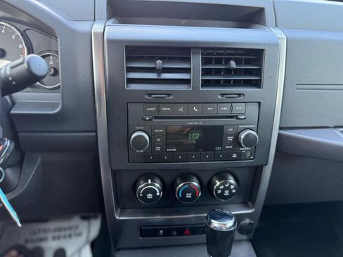 Used 2011 Jeep Liberty Sport w/ Popular Equipment Group AWD/4WD image 32