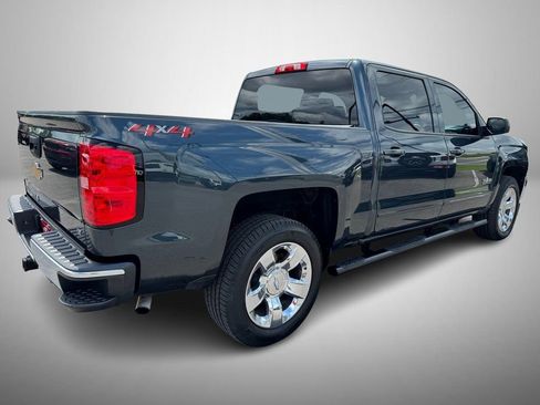 Used 2018 Chevrolet Silverado 1500 LT w/ LT Eassist Package image 3