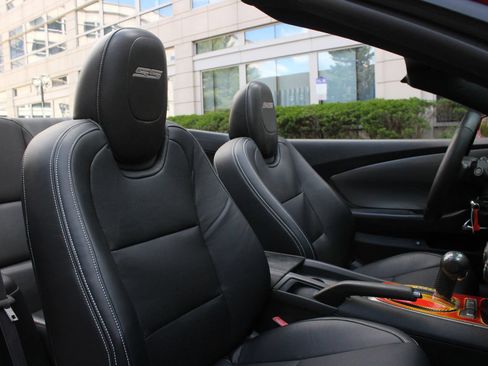 Used 2012 Chevrolet Camaro SS RWD image 22