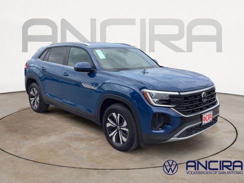 New 2026 Volkswagen Atlas Cross Sport SE FWD image 1