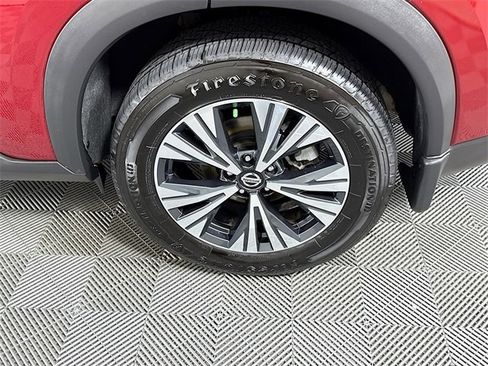 Certified 2021 Nissan Rogue SV w/ Premium Package image 4