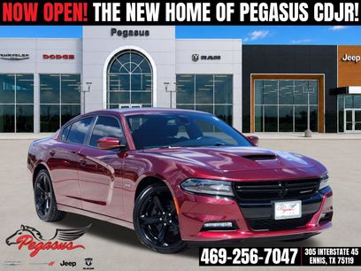 Used 2017 Dodge Charger R/T w/ Navigation & Travel Group