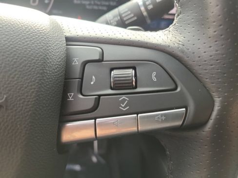 Used 2024 Cadillac XT4 Sport image 28