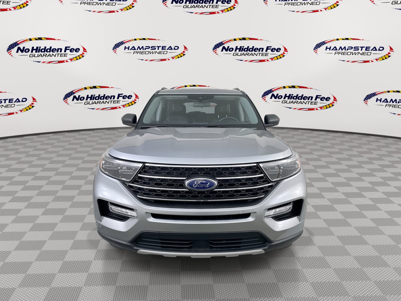 Used 2022 Ford Explorer XLT w/ Equipment Group 202A AWD/4WD image 4