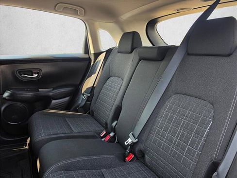 Used 2024 Honda HR-V LX image 18