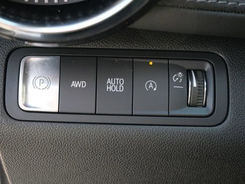 Used 2025 Chevrolet Equinox LT image 15