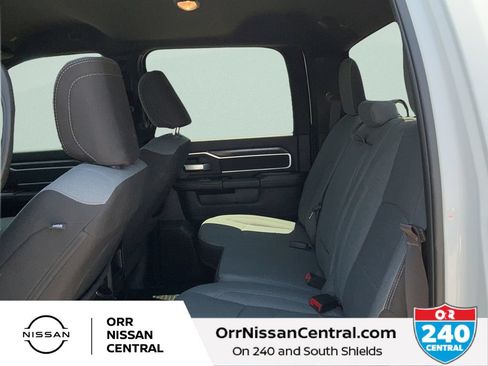 Used 2024 RAM 2500 Big Horn w/ Off Road Package AWD/4WD image 13