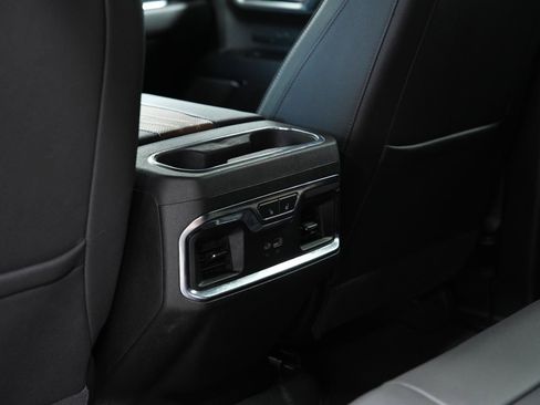 Used 2025 Chevrolet Silverado 1500 High Country w/ Technology Package AWD/4WD image 31