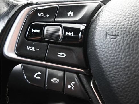 Used 2020 Honda Accord Sport image 28