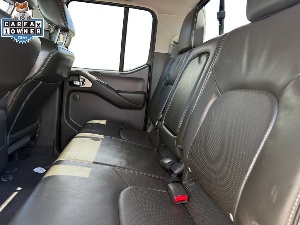 Used 2020 Nissan Frontier PRO-4X w/ Pro-4x Utility Package AWD/4WD image 14