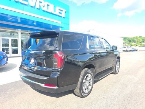 Used 2025 Chevrolet Tahoe LT w/ LPO, Dark Essentials Package AWD/4WD image 7