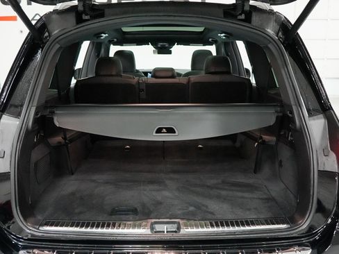 Used 2024 Mercedes-Benz GLS 580 4MATIC image 31