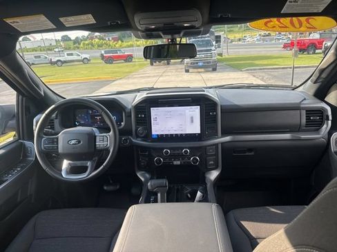 Used 2025 Ford F150 XLT w/ Equipment Group 302A MID AWD/4WD image 17