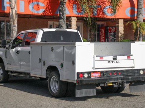 Used 2019 Ford F350 XL w/ Power Equipment Group image 7