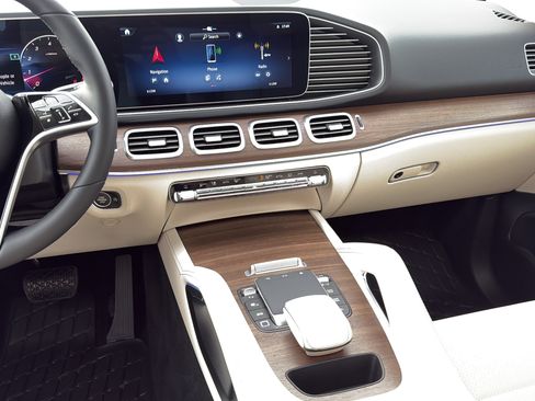 New 2026 Mercedes-Benz GLE 350 4MATIC image 35