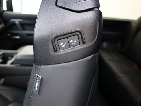 Used 2023 Land Rover Defender 90 V8 image 97
