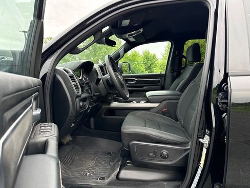 Used 2025 RAM 1500 Big Horn AWD/4WD image 9