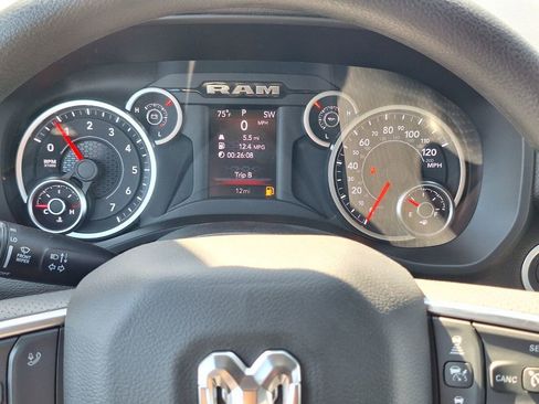 New 2026 RAM 1500 Express image 15