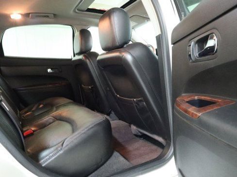 Used 2009 Buick LaCrosse CXL image 11