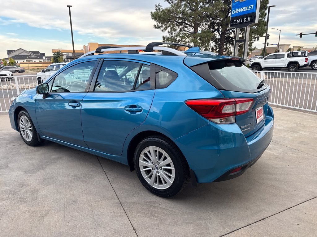 Used 2017 Subaru Impreza 2.0i Premium AWD/4WD image 3