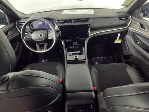 New 2026 Jeep Grand Cherokee L 2WD image 17