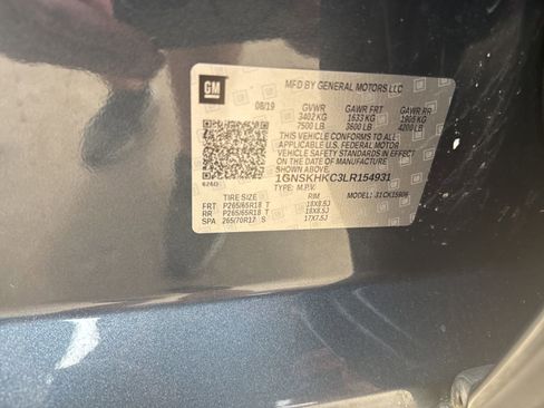 Used 2020 Chevrolet Suburban LT image 11