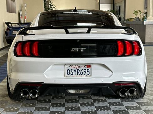 Used 2020 Ford Mustang GT RWD image 5