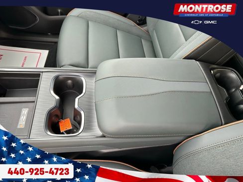 New 2026 GMC Acadia AT4 image 16