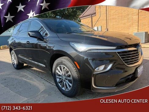 Used 2022 Buick Enclave Essence w/ LPO, Floor Liner Package AWD/4WD image 1