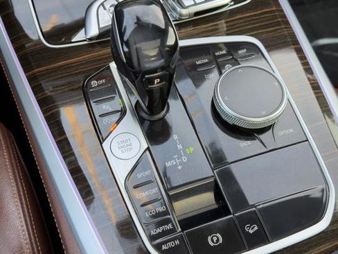 Used 2020 BMW X5 xDrive40i w/ Premium Package image 30