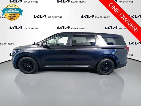 Certified 2025 Kia Carnival FWD image 4