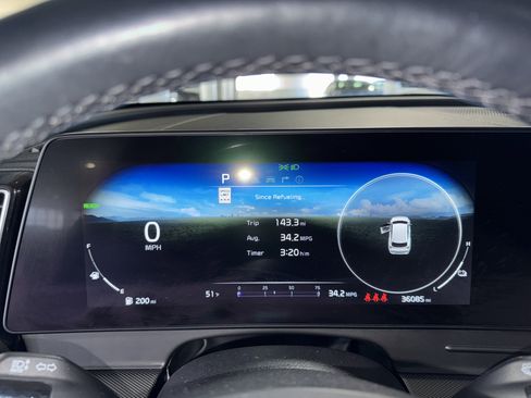 Used 2023 Kia Sportage SX Prestige image 24