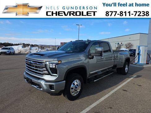 New 2026 Chevrolet Silverado 3500 High Country w/ Technology Package AWD/4WD image 3