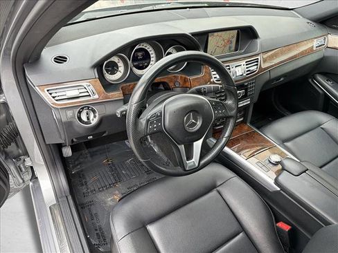 Used 2014 Mercedes-Benz E 350 Sedan image 13