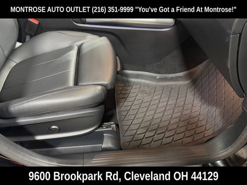 Used 2021 Mercedes-Benz GLA 250 4MATIC image 49