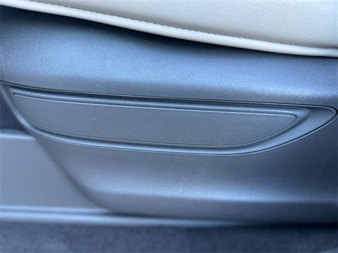 Used 2023 Lincoln Navigator Reserve image 13