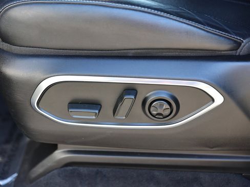 Used 2022 Jeep Wagoneer Series III w/ Flexible Seating Group image 22