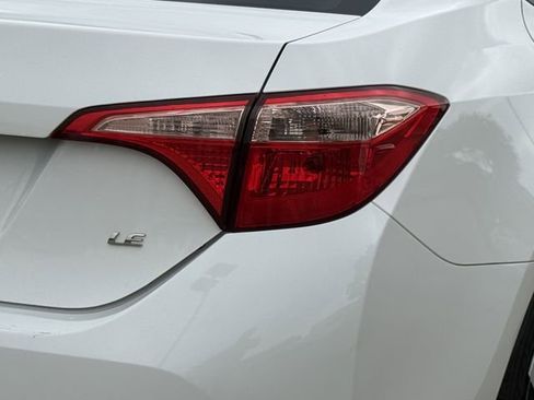 Used 2017 Toyota Corolla LE FWD image 7