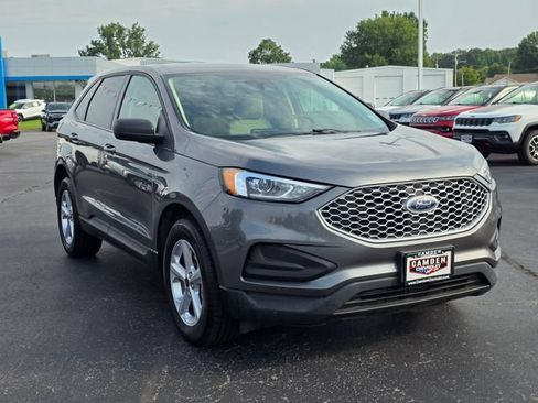 Used 2024 Ford Edge SE w/ Cargo Accessory Package AWD/4WD image 17