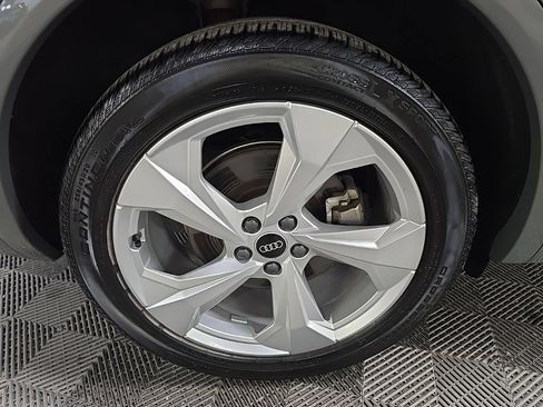 Used 2023 Audi Q5 2.0T Premium Plus AWD/4WD image 16