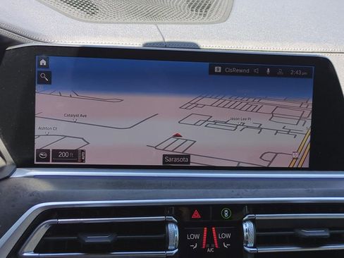 Used 2022 BMW X5 M50i AWD/4WD image 18
