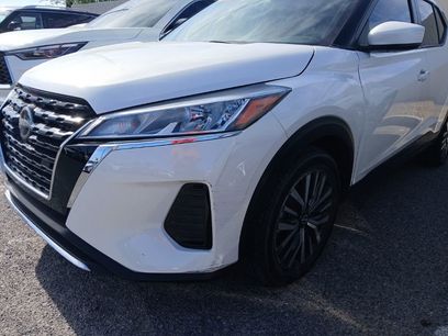 Certified 2023 Nissan Kicks SV