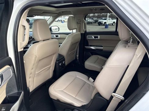 Used 2022 Ford Explorer Limited w/ Equipment Group 301A image 26
