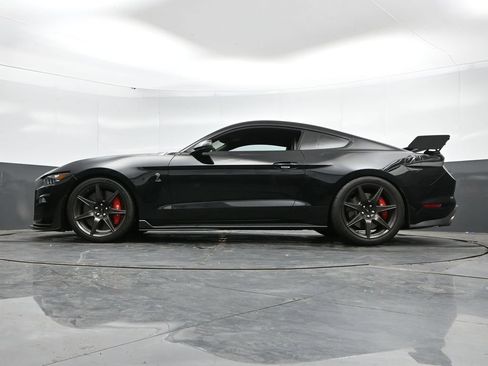 Used 2020 Ford Mustang Shelby GT500 w/ Carbon Fiber Track Pack RWD image 47