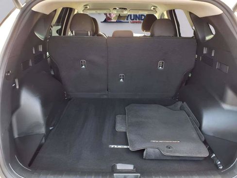 Certified 2023 Hyundai Tucson SEL FWD image 9
