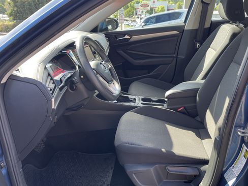 Used 2019 Volkswagen Jetta S w/ Driver Assistance Package FWD image 11