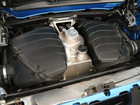 Used 2022 Lamborghini Huracan EVO image 29