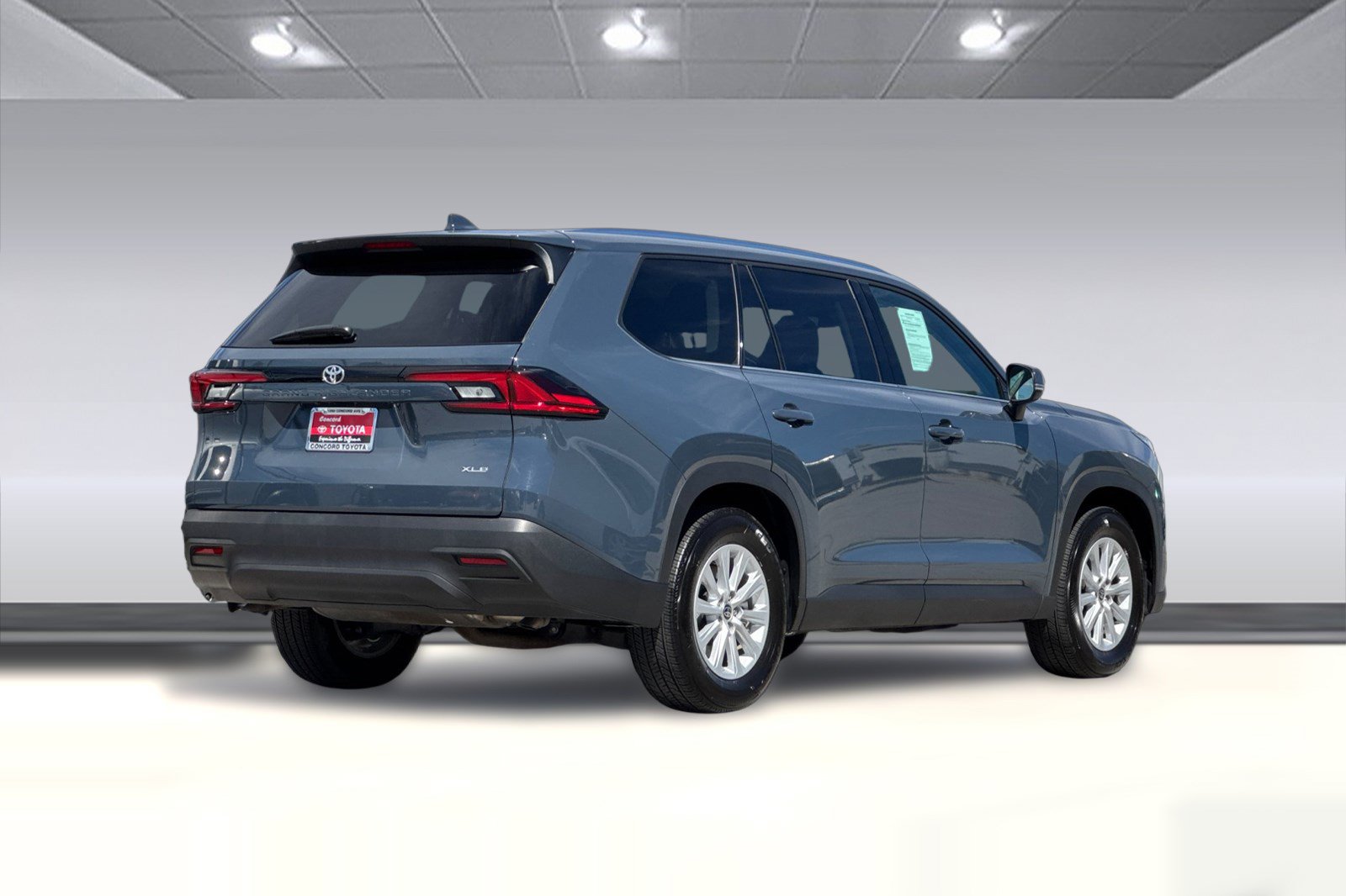 Used 2026 Toyota Grand Highlander FWD image 9