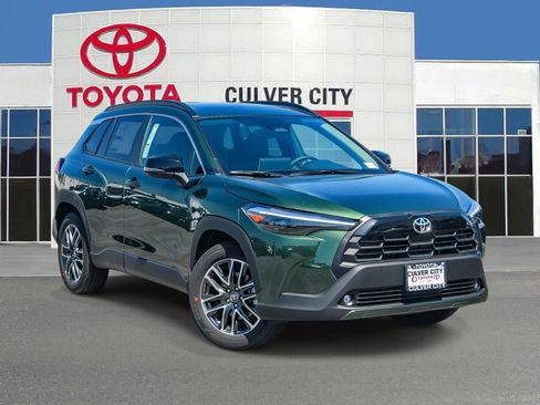 New 2026 Toyota Corolla Cross XLE FWD image 1