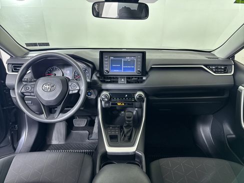 Used 2019 Toyota RAV4 XLE image 3